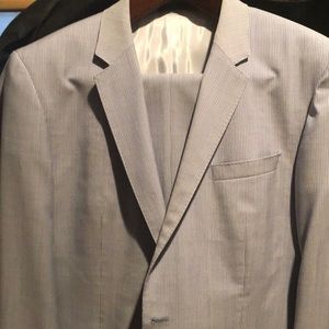 Men’s suit